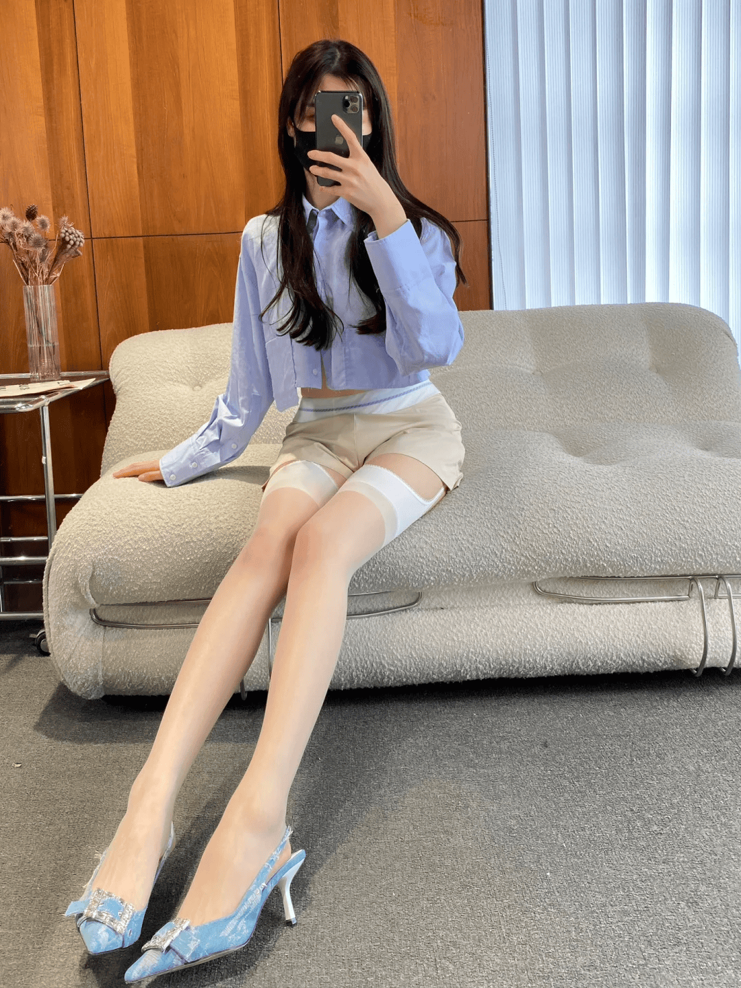 白色吊带袜，让你成为纯欲的诱惑之星.png