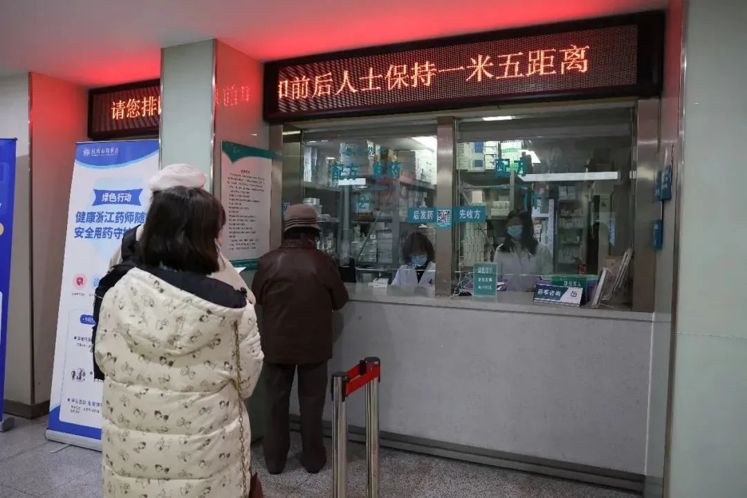 阿兹夫定片价格或将进一步降低！杭州社区医院能买到了吗？